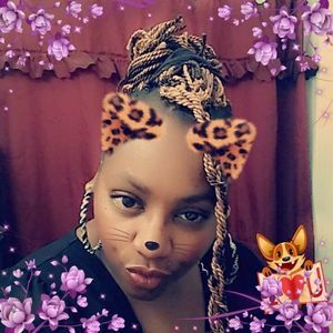 Meet your Posher, Lena